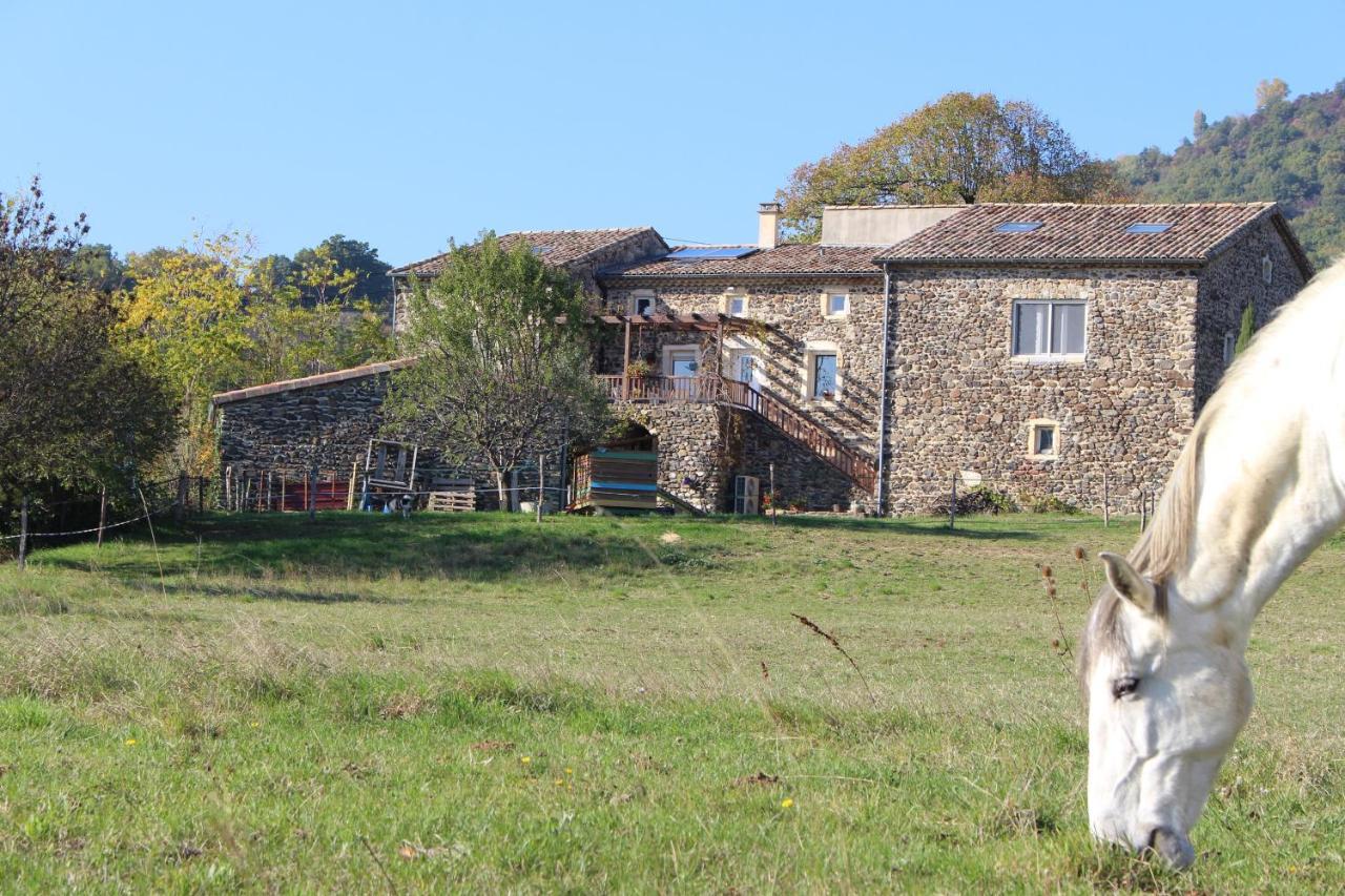 L'Attrape Rêve Insolite Saint-Vincent-de-Barres Exterior foto